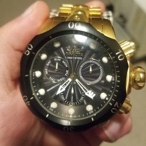 Men's Watch: Invicta